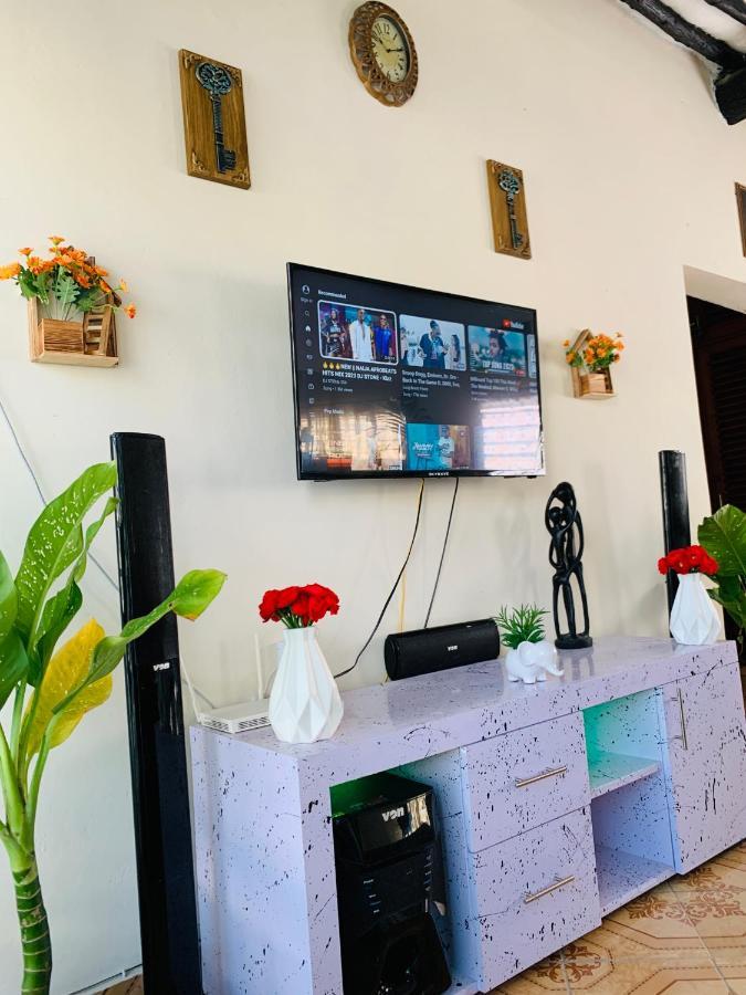 Jambo Diani 1-Bedroom Apartment Close To The Beach 迪亚尼海滩 外观 照片