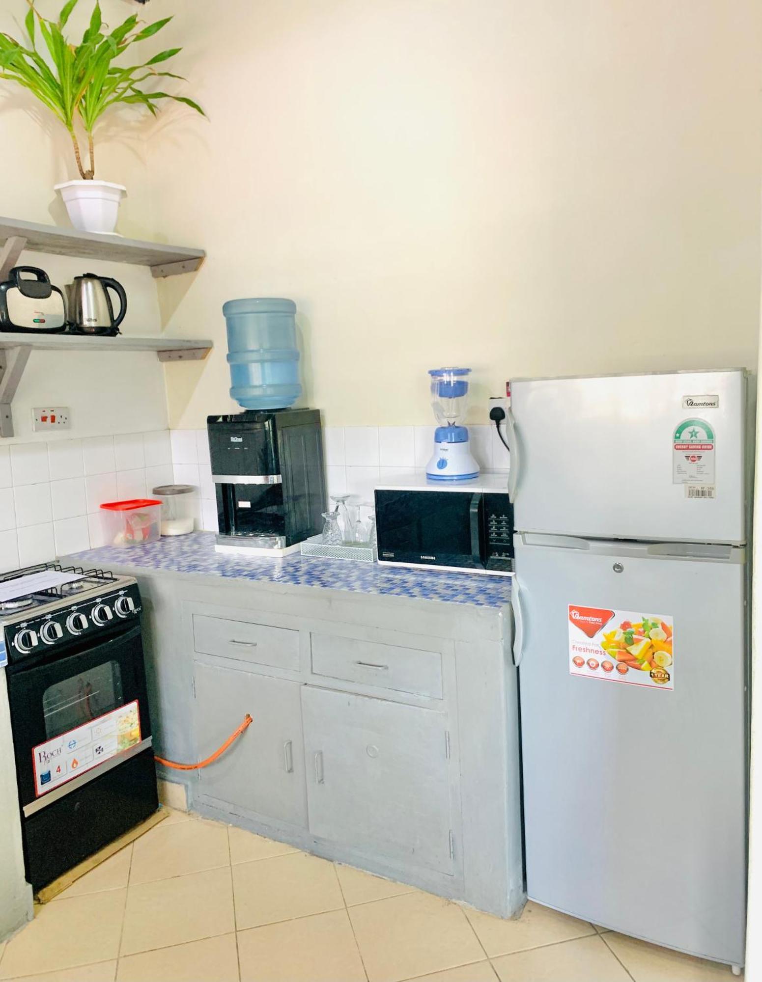 Jambo Diani 1-Bedroom Apartment Close To The Beach 迪亚尼海滩 外观 照片